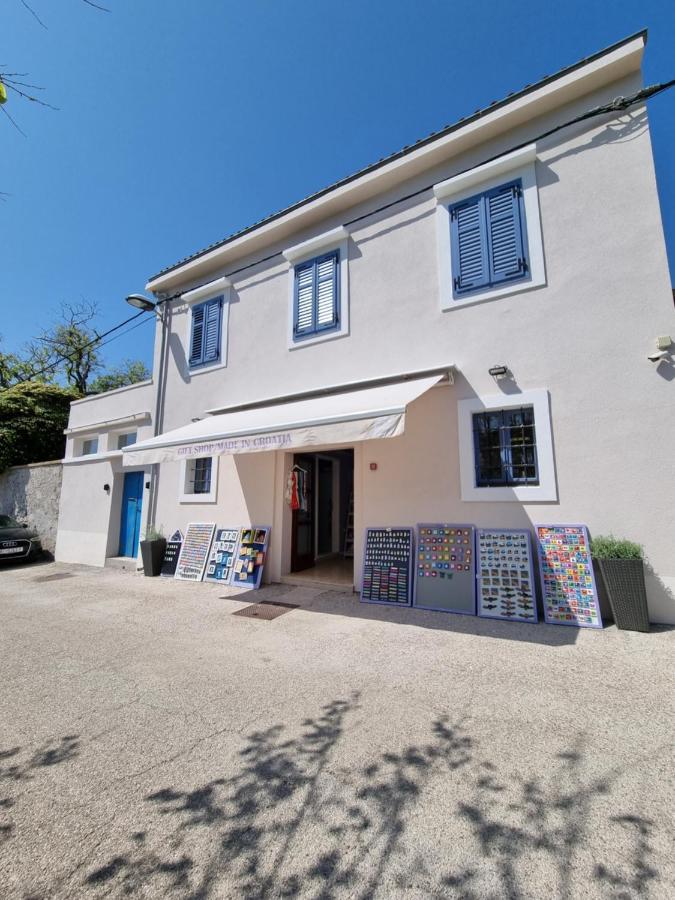 Narcis Central Apartment With Sea & City Views Veli Losinj Exterior photo