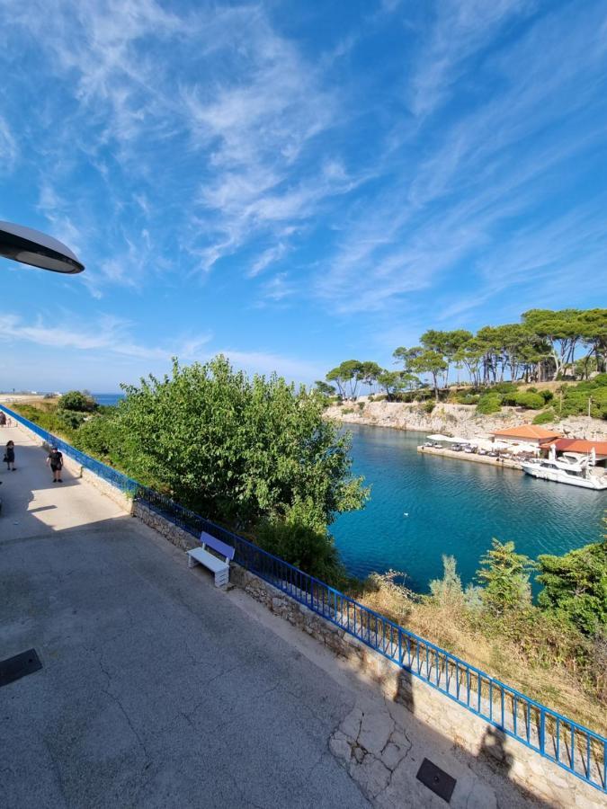 Narcis Central Apartment With Sea & City Views Veli Losinj Exterior photo