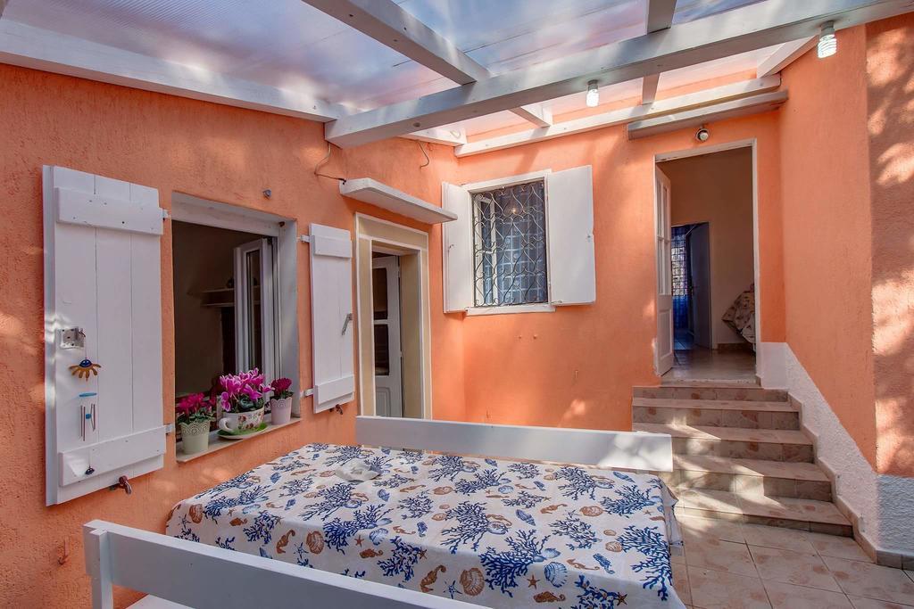 Narcis Central Apartment With Sea & City Views Veli Losinj Exterior photo