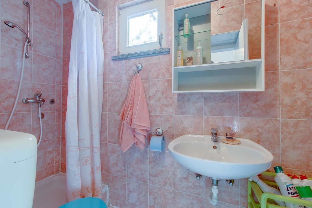 Narcis Central Apartment With Sea & City Views Veli Losinj Exterior photo